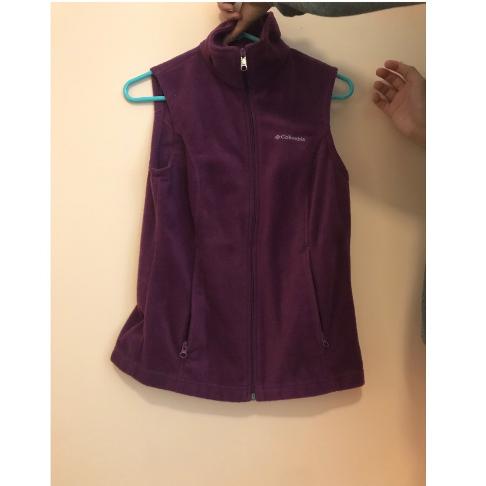 Columbia vest